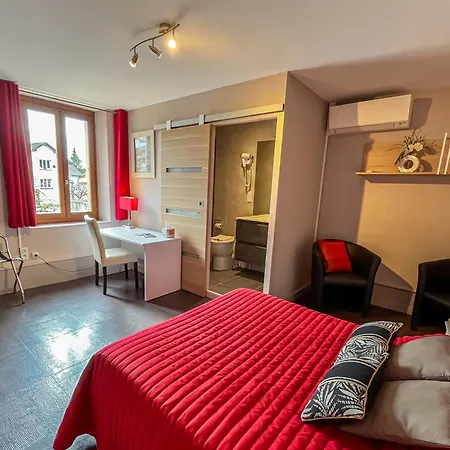 La Bonne Hotel 2*
