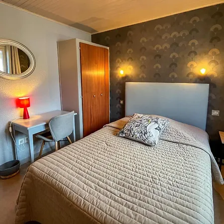 Hotel La Bonne 2*
